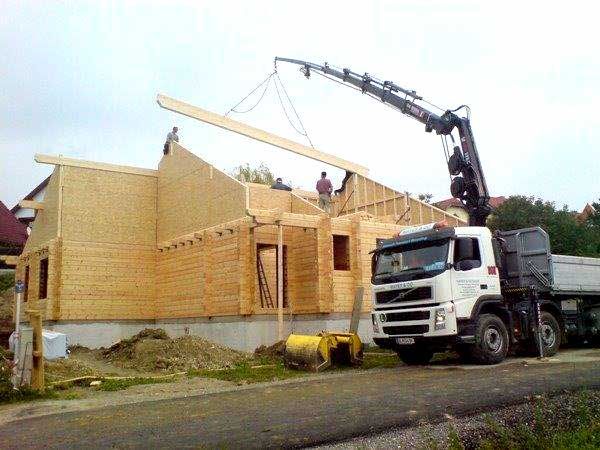 Arbeiten mit dem Kranwagen